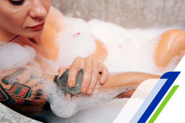 Tatuagem colorida: 4 dicas para cuidar da cor e do brilho!